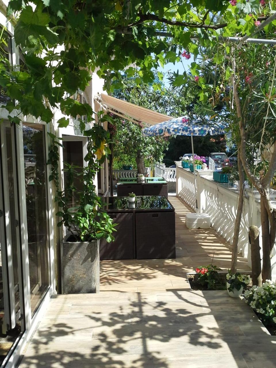 Apartments Happy Island Rab Ραμπ Εξωτερικό φωτογραφία